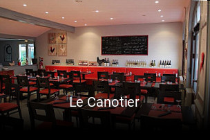 Le Canotier